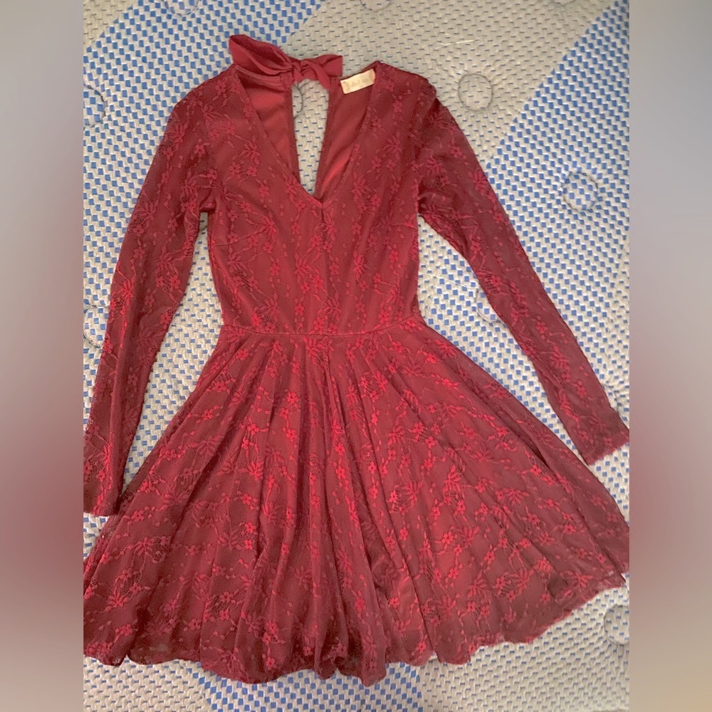 Alter’d State Stunning Burgundy Lace A line dress Valentines Day sz XS. EUC